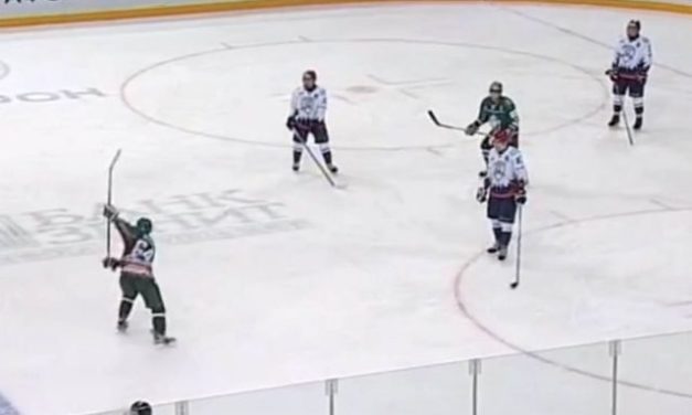 Russian Junior Team Stops Playing to Protest Officiating